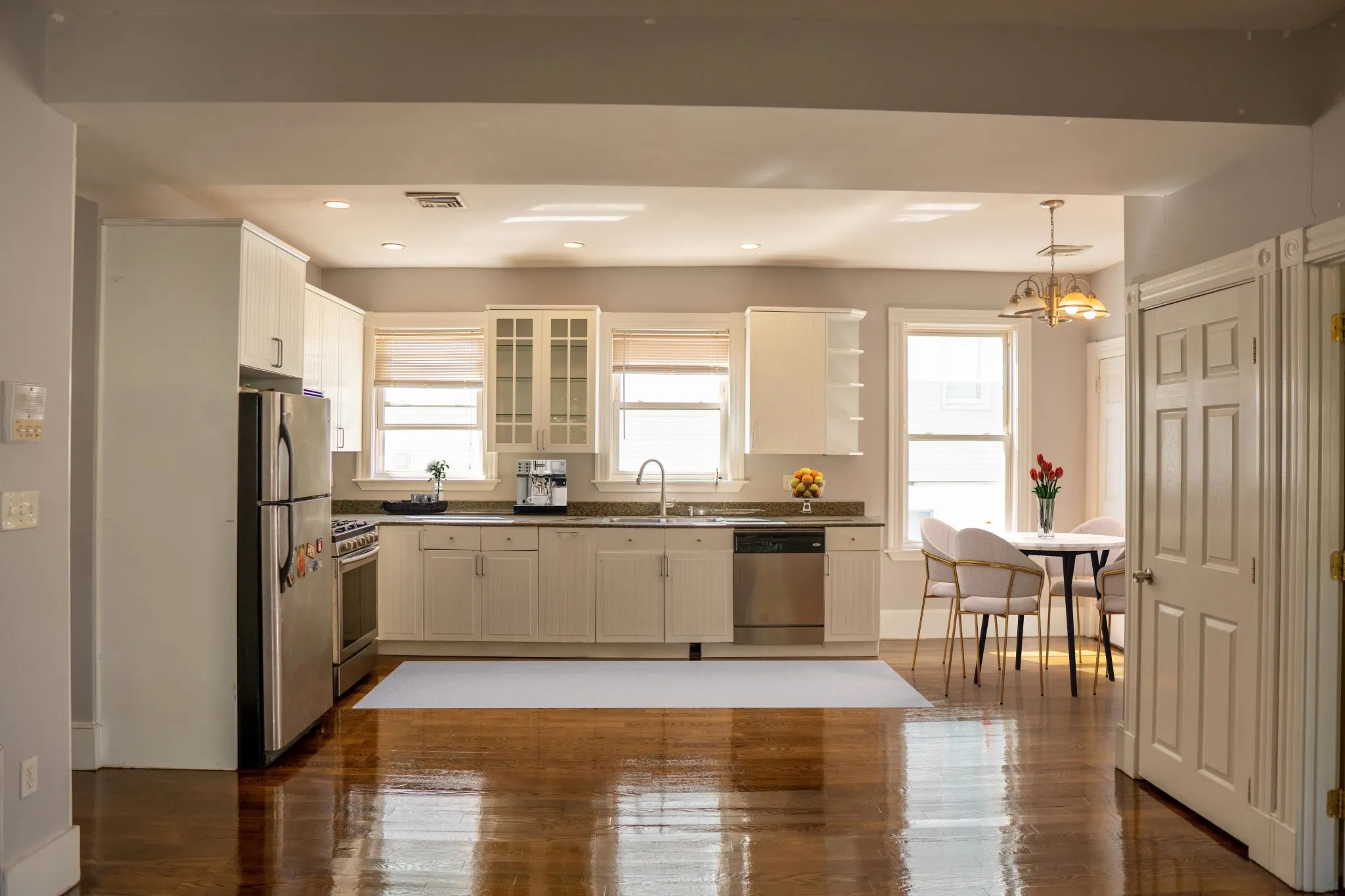 6 bed, 2 bath apartment for rent at 19 Parker Hill Ave Unit 1A, Coolidge Corner — photo 17 of 20