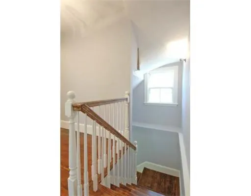 6 bed, 2 bath apartment for rent at 19 Parker Hill Ave Unit 1A, Coolidge Corner — photo 6 of 20