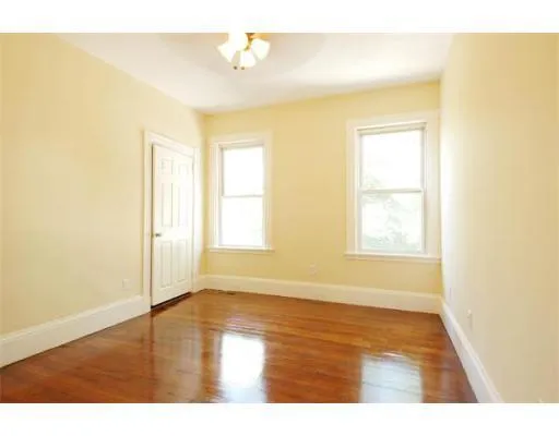 6 bed, 2 bath apartment for rent at 19 Parker Hill Ave Unit 1A, Coolidge Corner — photo 11 of 20