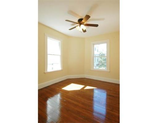 4 bed, 1 bath apartment for rent at 19 Parker Hill Ave Unit 2, Mission Hill — photo 15 of 19