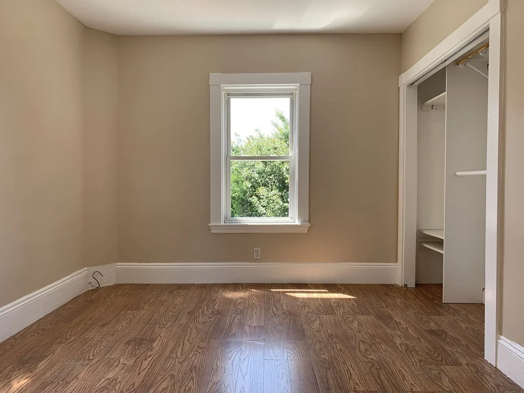 5 bed, 2 bath apartment for rent at 19 Perry St Unit 1, Ward Two — photo 9 of 28
