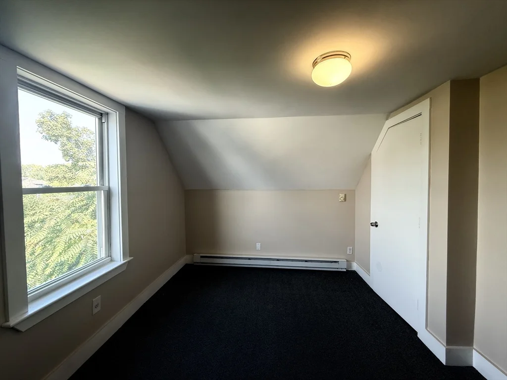 5 bed, 2 bath apartment for rent at 19 Perry St Unit 1, Ward Two — photo 20 of 28