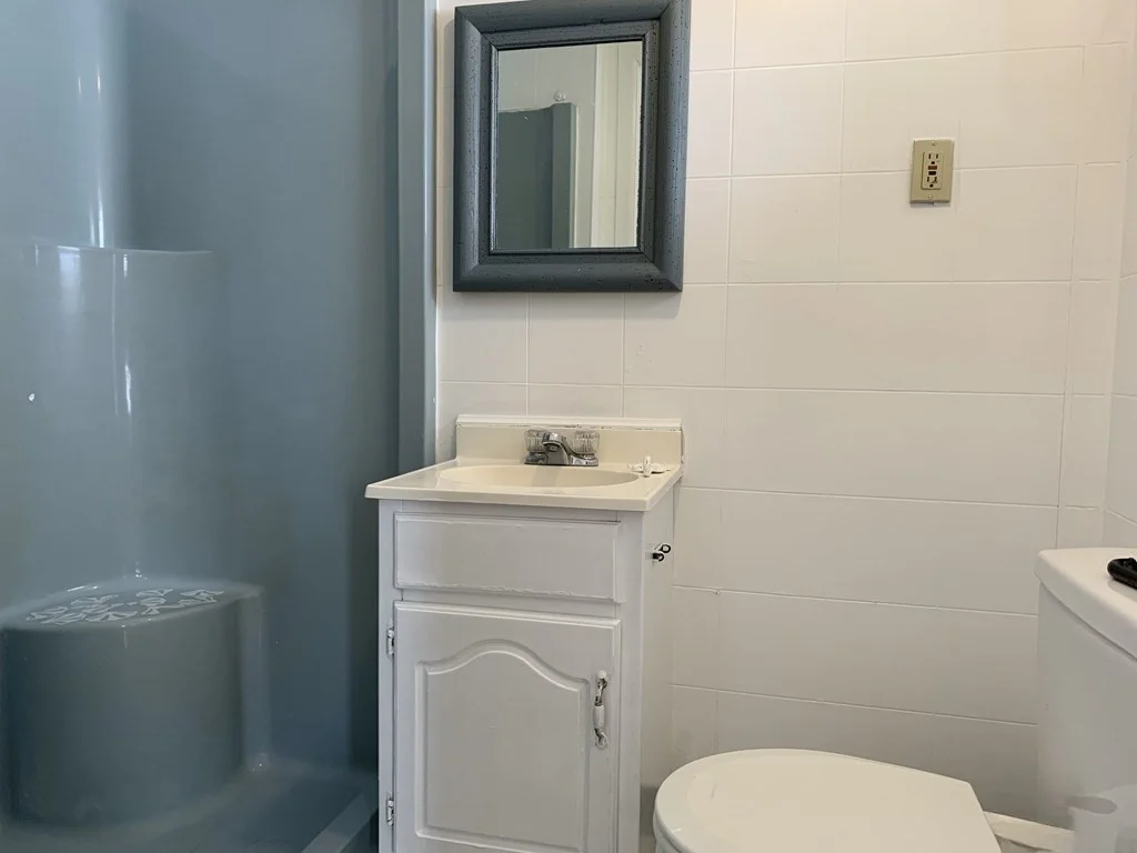 5 bed, 2 bath apartment for rent at 19 Perry St Unit 1, Ward Two — photo 6 of 28