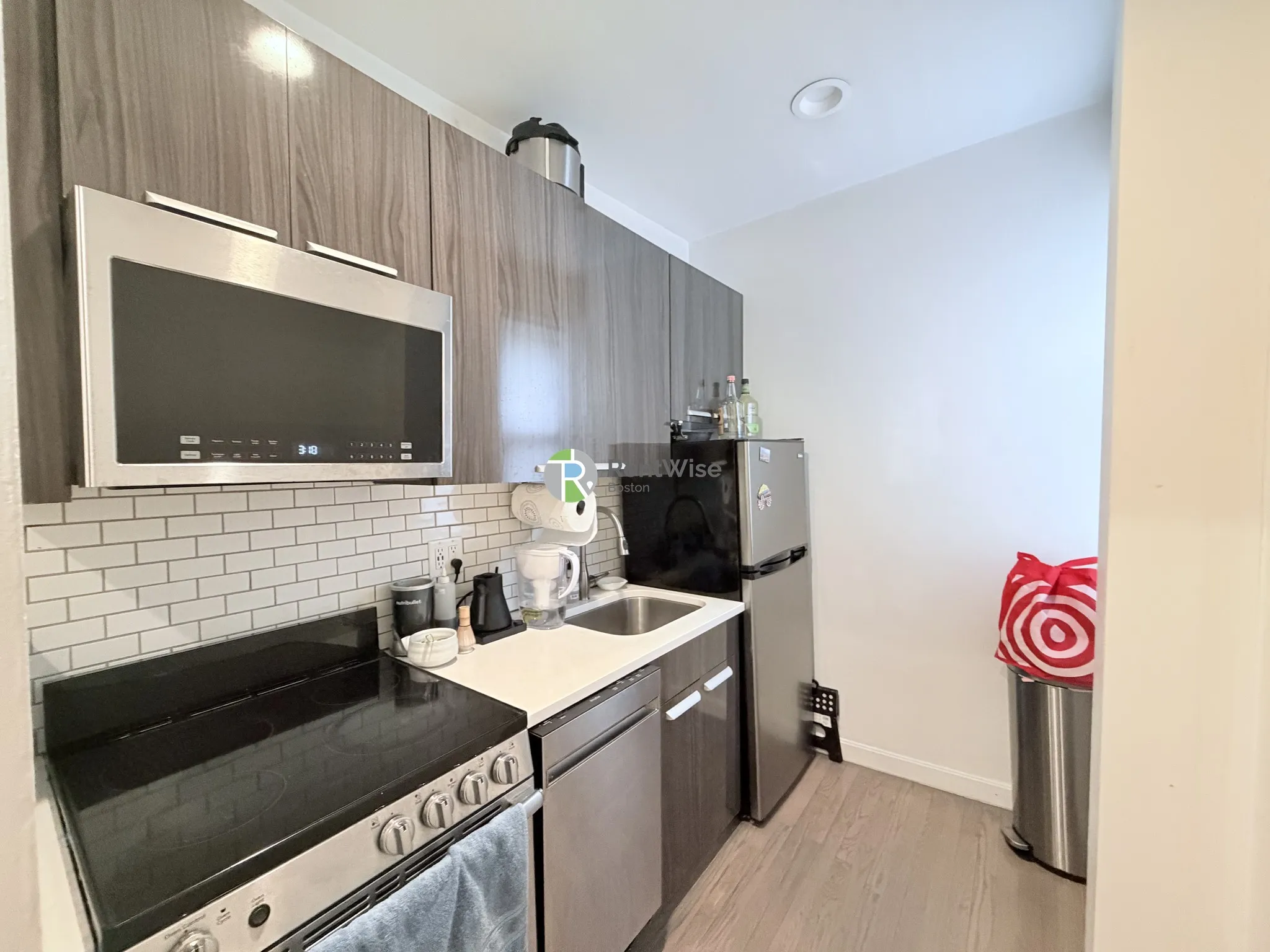 2 bed, 1 bath apartment for rent at 19 Peterborough St Unit 16, Fenway