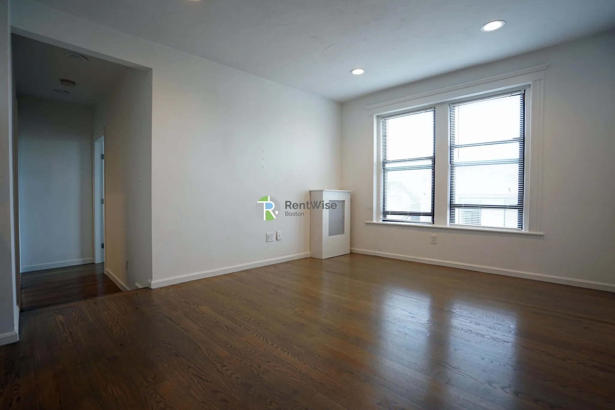 2 bed, 1 bath apartment for rent at 19 Peterborough St Unit 17, Fenway — photo 2 of 15