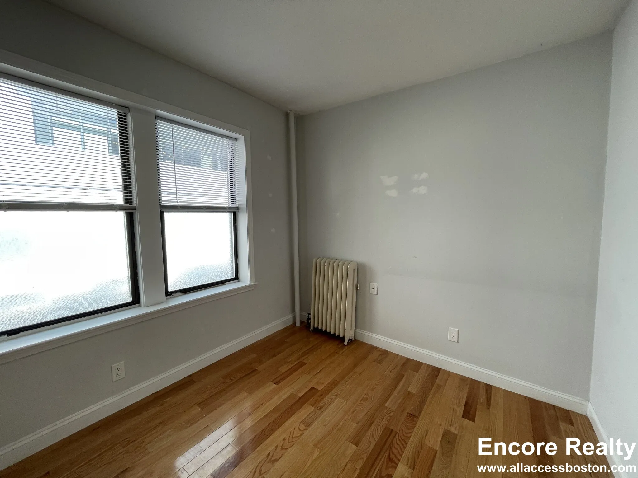 2 bed, 1 bath apartment for rent at 19 Peterborough St Unit 19-4, Fenway — photo 4 of 12