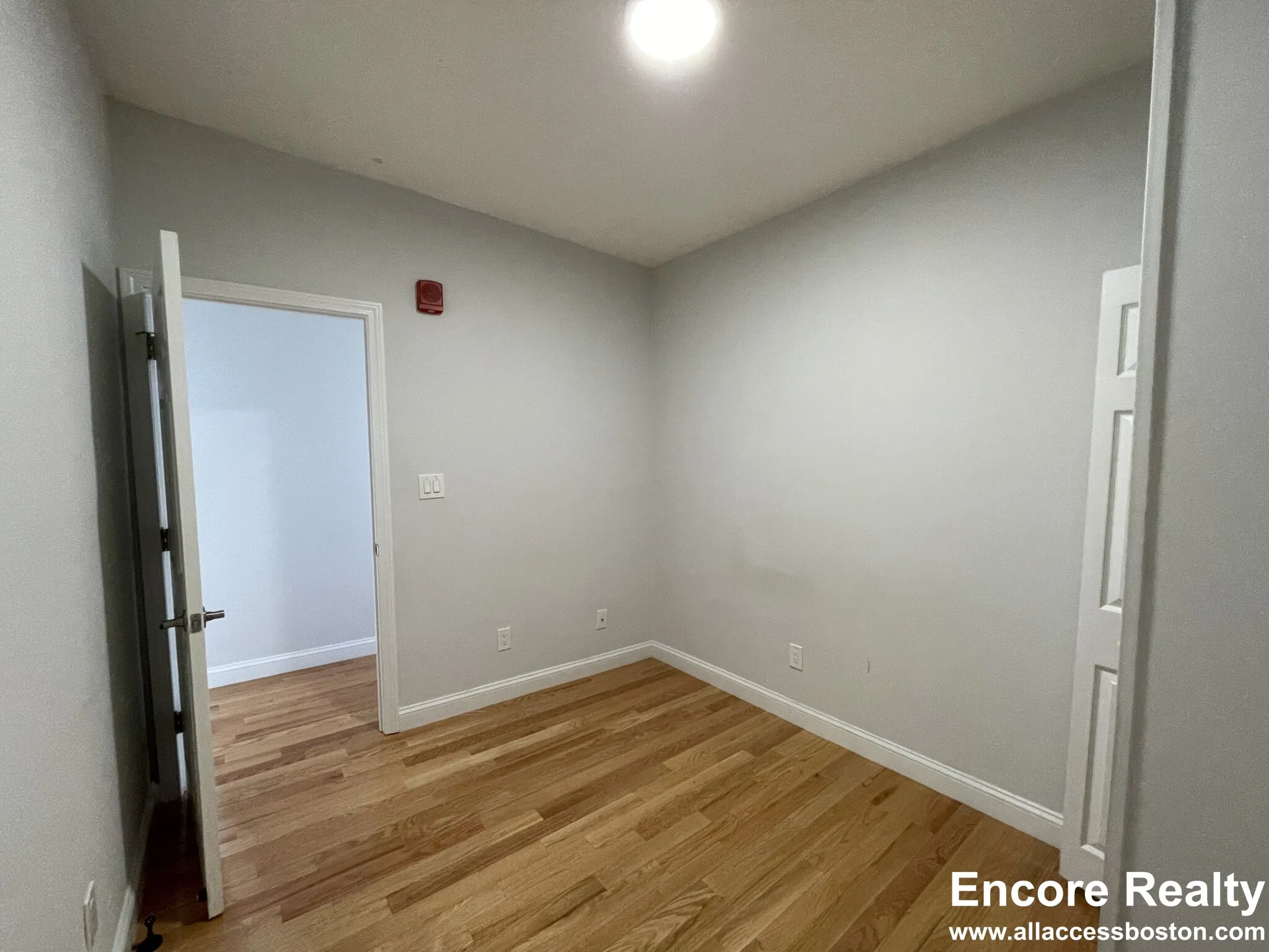 2 bed, 1 bath apartment for rent at 19 Peterborough St Unit 19-4, Fenway — photo 11 of 12