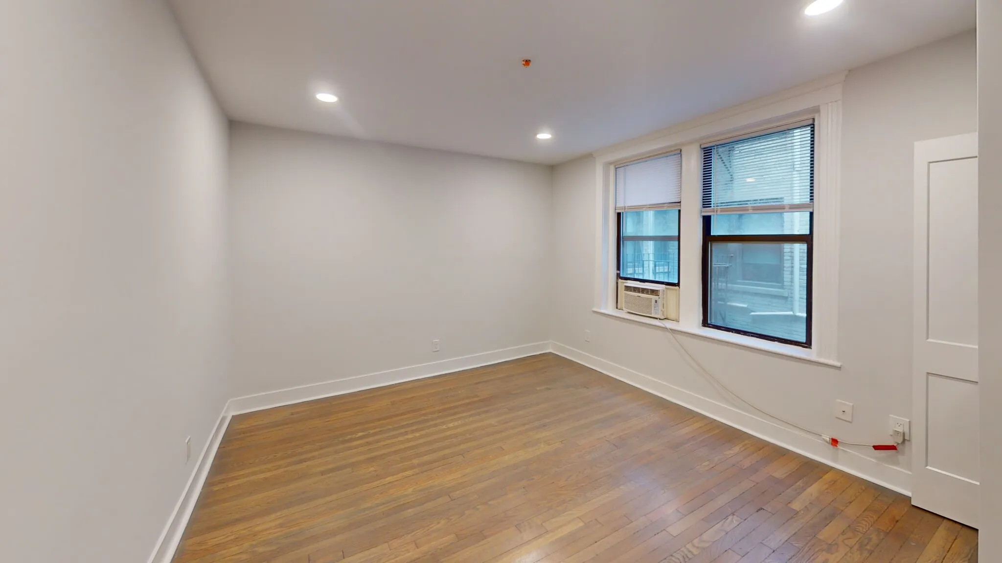 Studio bed, 1 bath apartment for rent at 19 Peterborough St Unit 2, Fenway — photo 2 of 5