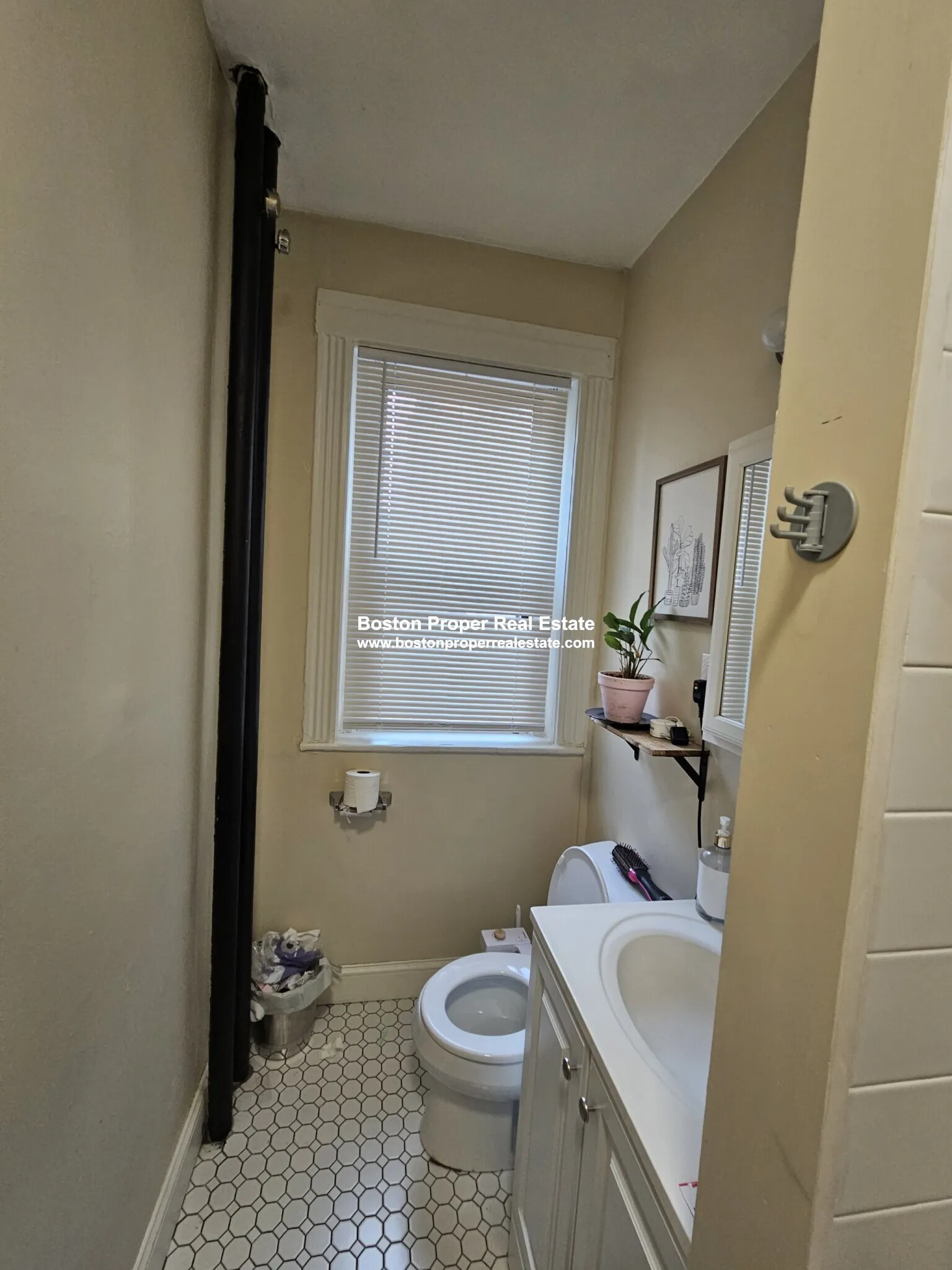 2 bed, 1 bath apartment for rent at 19 Peterborough St Unit 23a, Fenway — photo 6 of 14