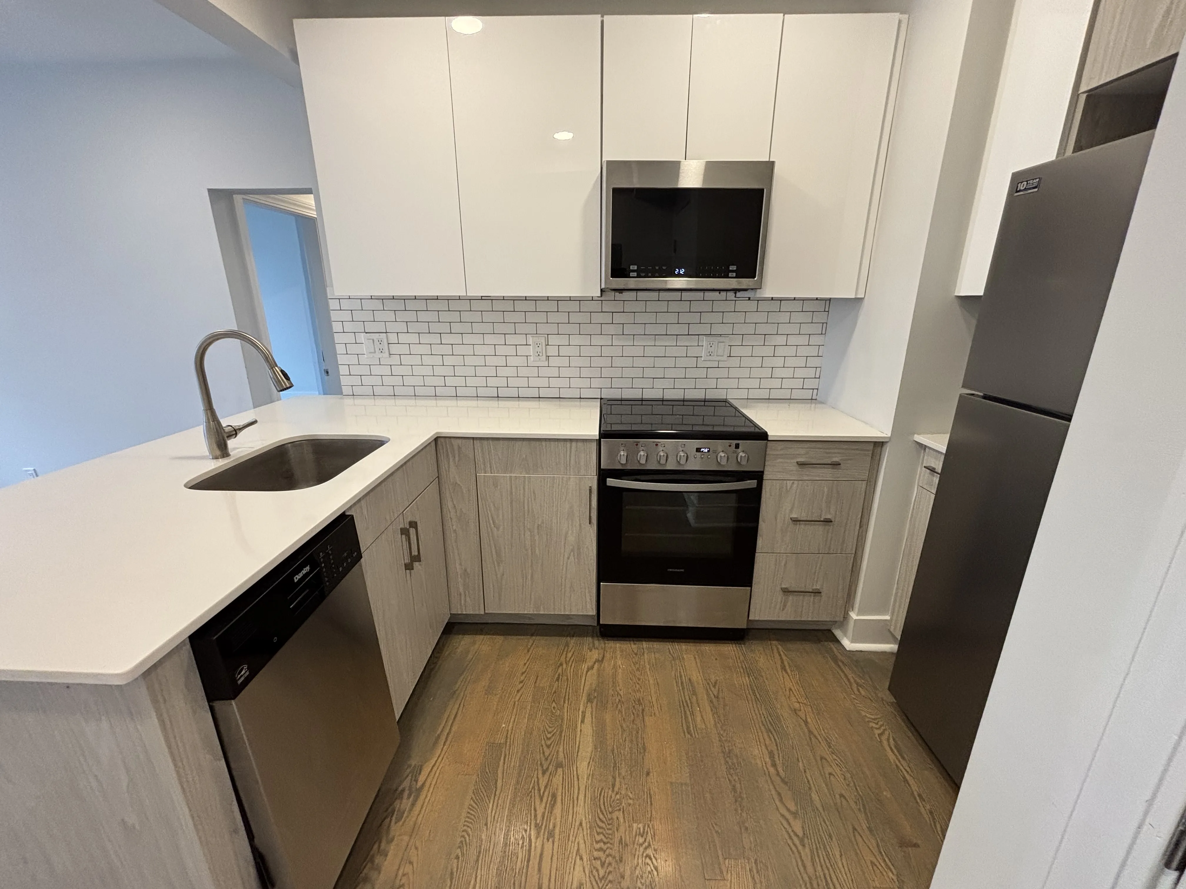 2 bed, 1 bath apartment for rent at 19 Peterborough St Unit 25, Fenway — photo 3 of 8