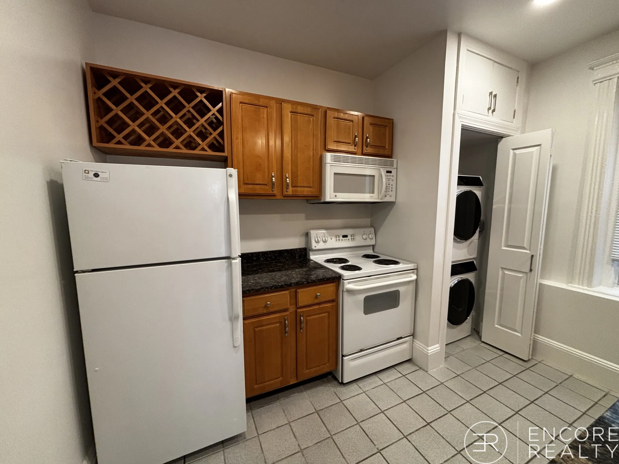 1 bed, 1 bath apartment for rent at 19 Peterborough St Unit 7, Fenway — photo 2 of 11