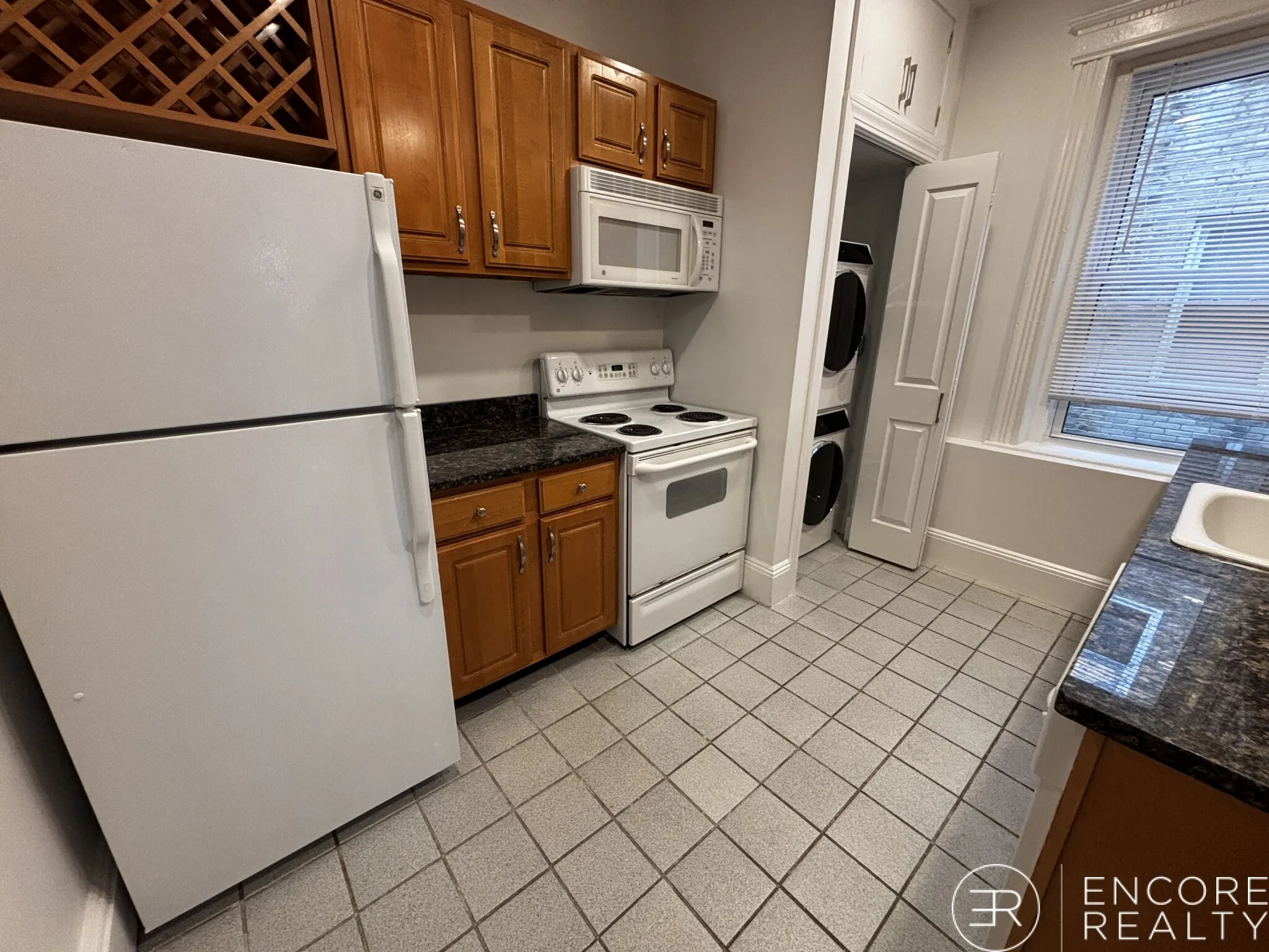 1 bed, 1 bath apartment for rent at 19 Peterborough St Unit 7, Fenway — photo 1 of 11