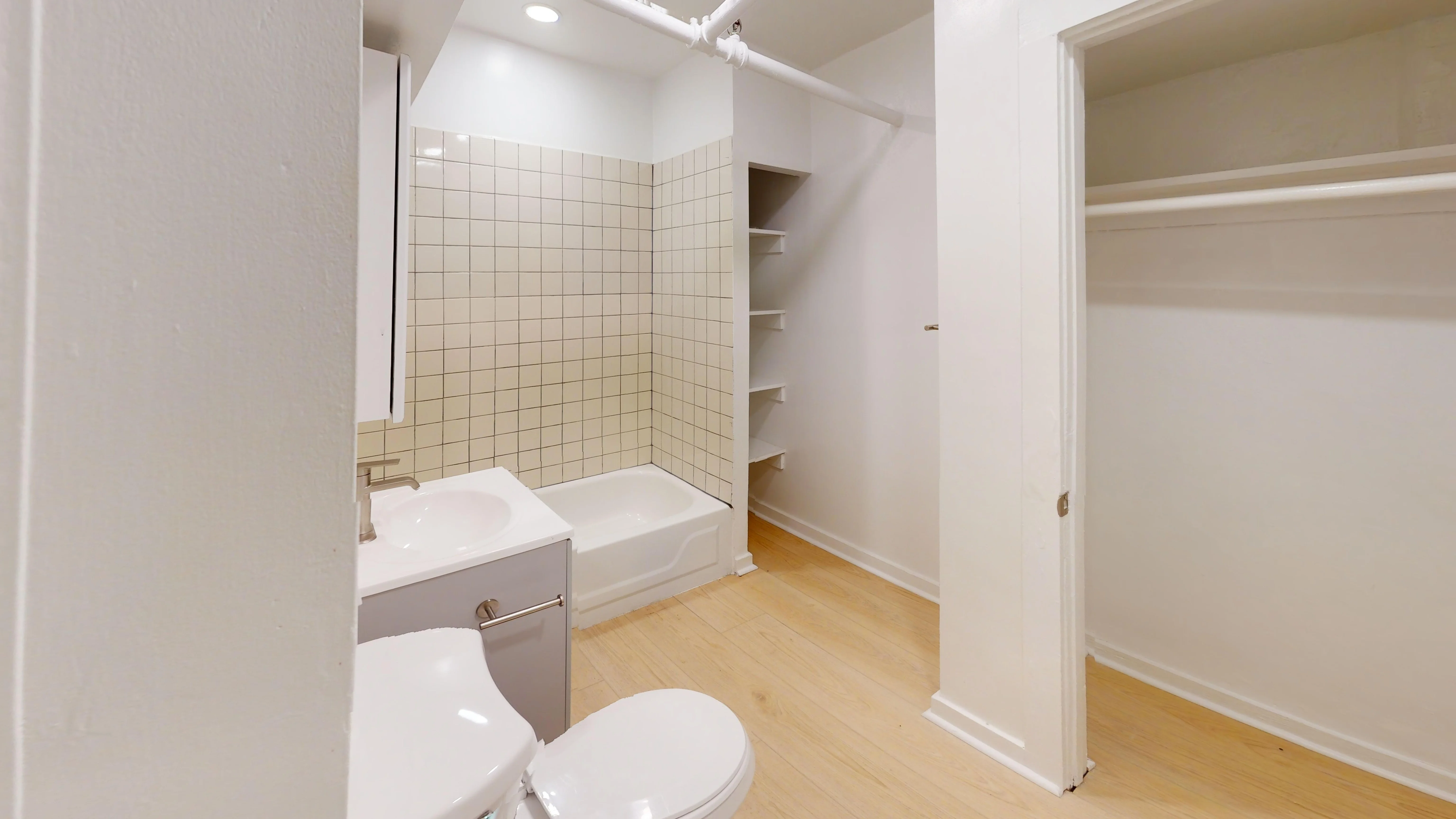 Studio bed, 1 bath apartment for rent at 19 Peterborough St Unit A, Fenway — photo 1 of 3