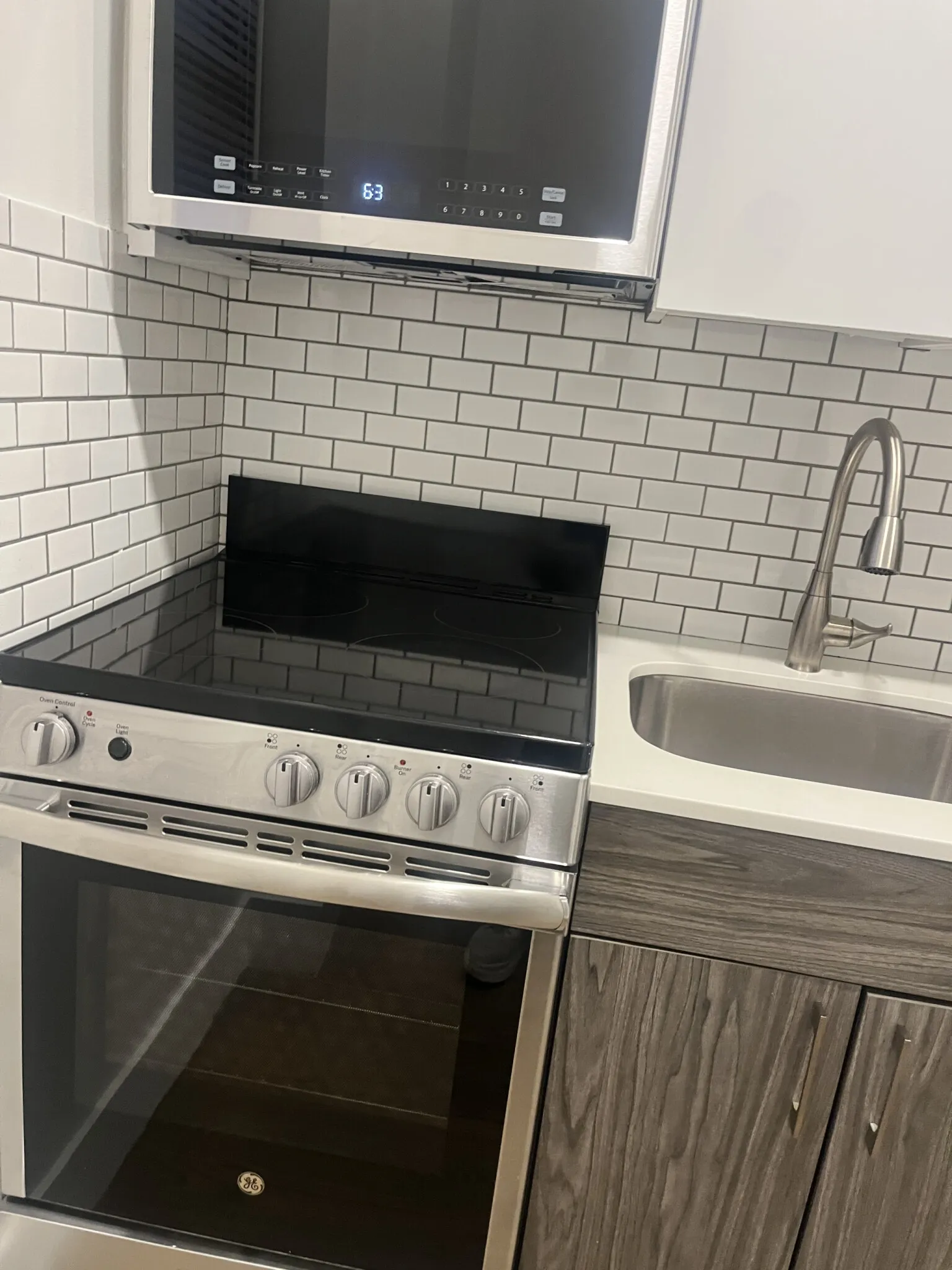 Studio bed, 1 bath apartment for rent at 19 Peterborough St Unit U15, Fenway — photo 3 of 14