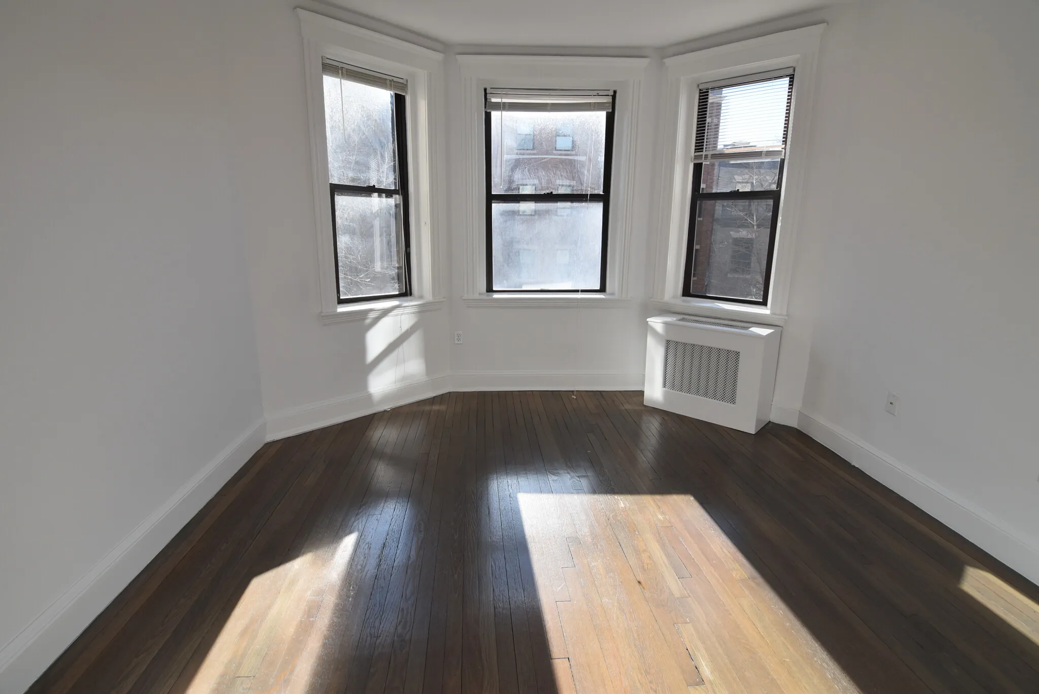 2 bed, 1 bath apartment for rent at 19 Peterborough Unit 14, Fenway — photo 2 of 10