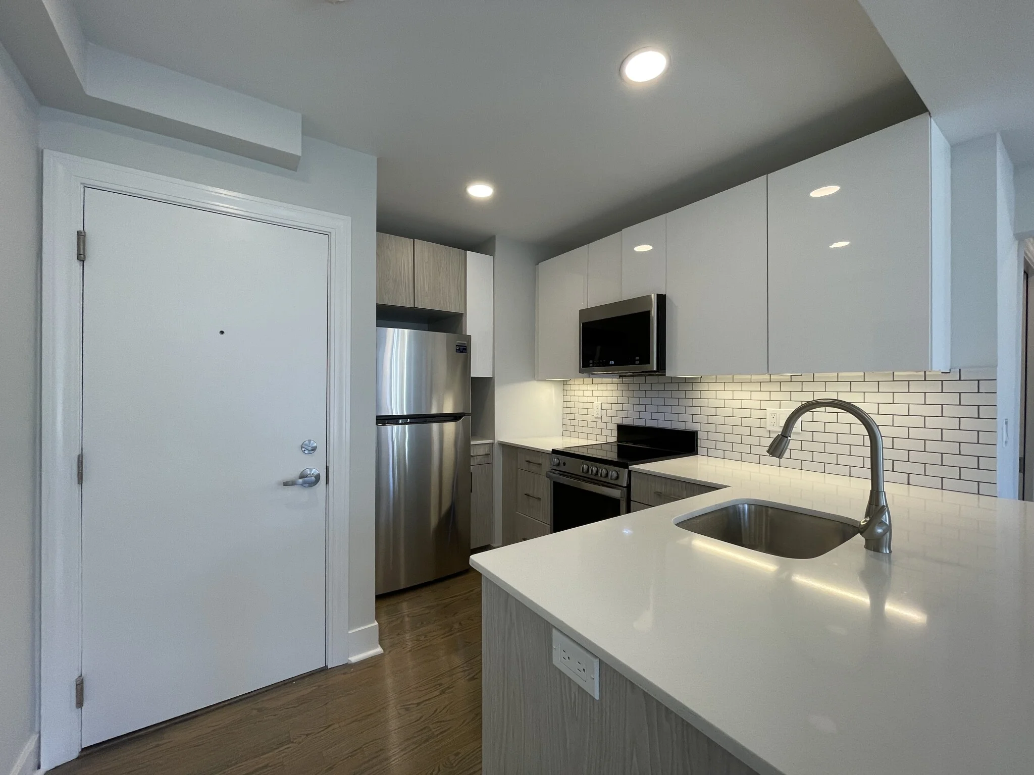 2 bed, 1 bath apartment for rent at 19 Peterborough Unit 25, Fenway — photo 1 of 10