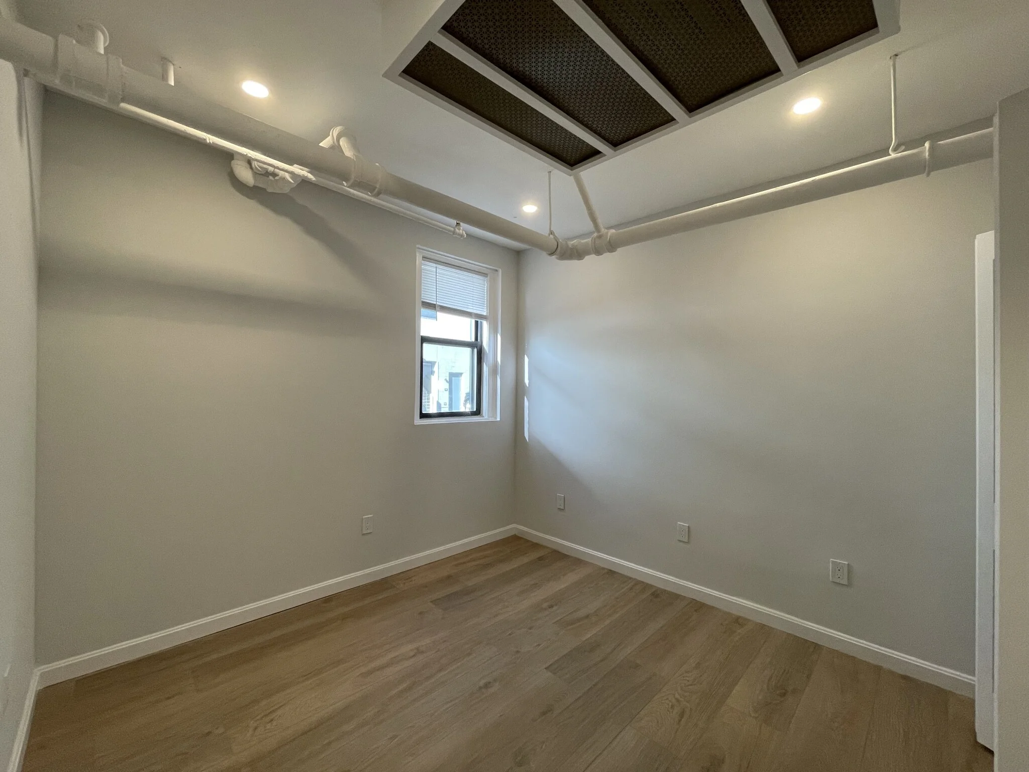2 bed, 1 bath apartment for rent at 19 Peterborough Unit B, Fenway — photo 12 of 15