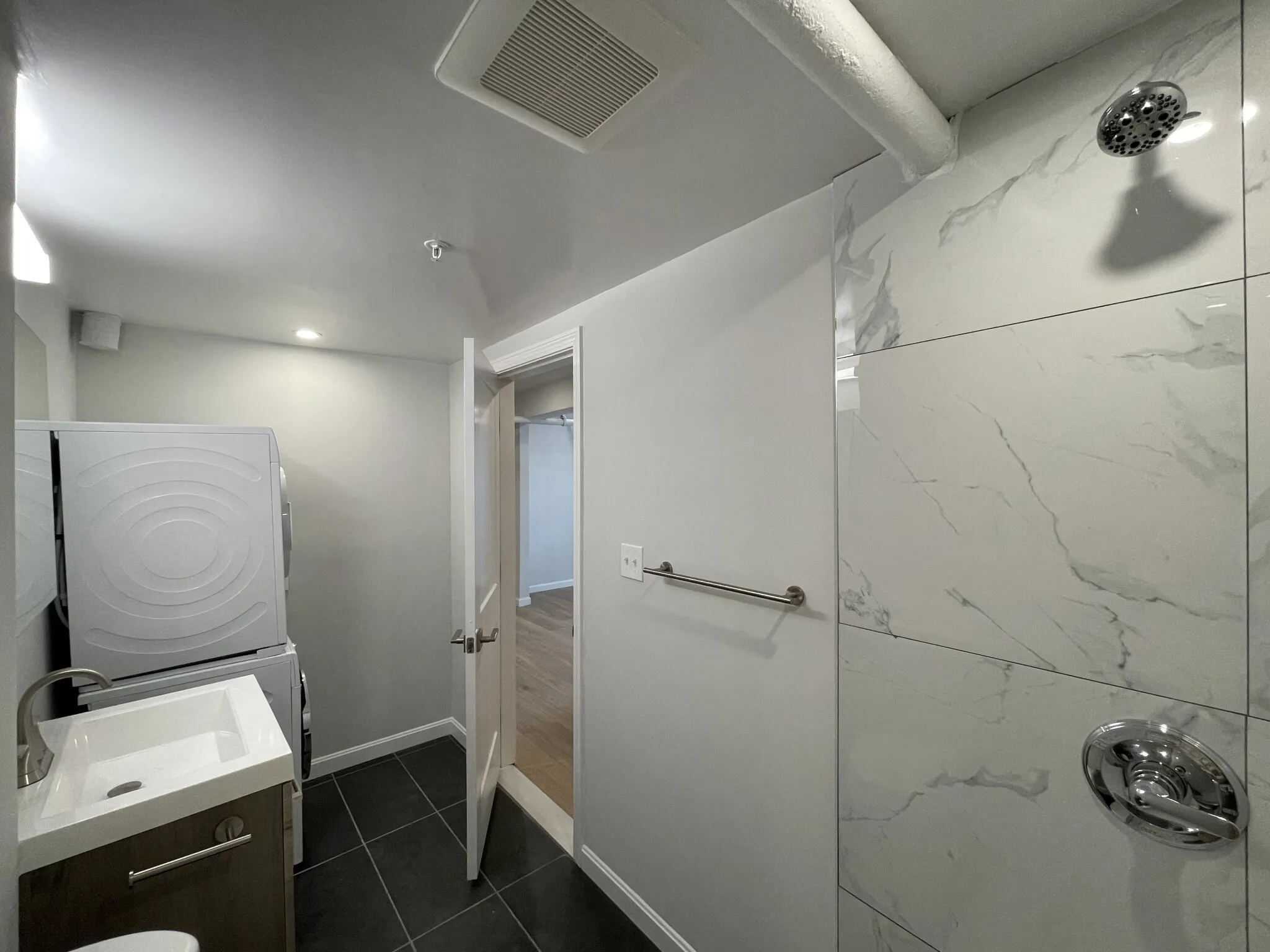 2 bed, 1 bath apartment for rent at 19 Peterborough Unit B, Fenway — photo 11 of 15