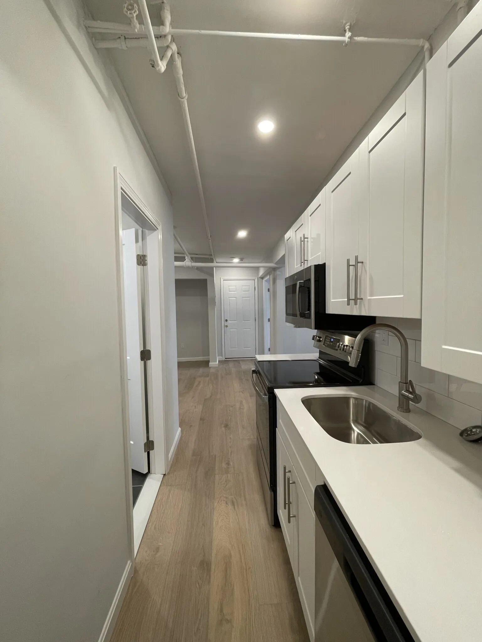 2 bed, 1 bath apartment for rent at 19 Peterborough Unit B, Fenway — photo 2 of 15