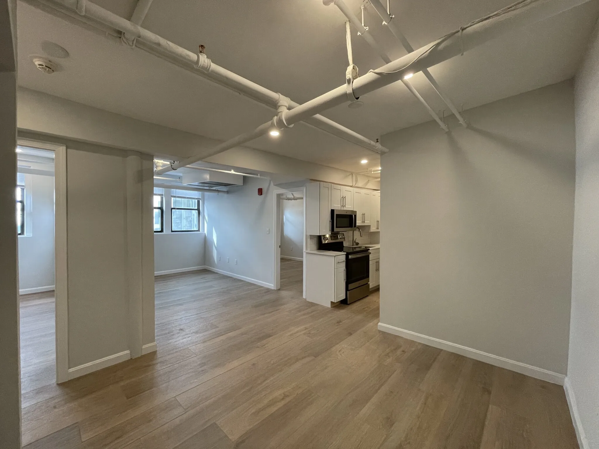2 bed, 1 bath apartment for rent at 19 Peterborough Unit B, Fenway — photo 3 of 15