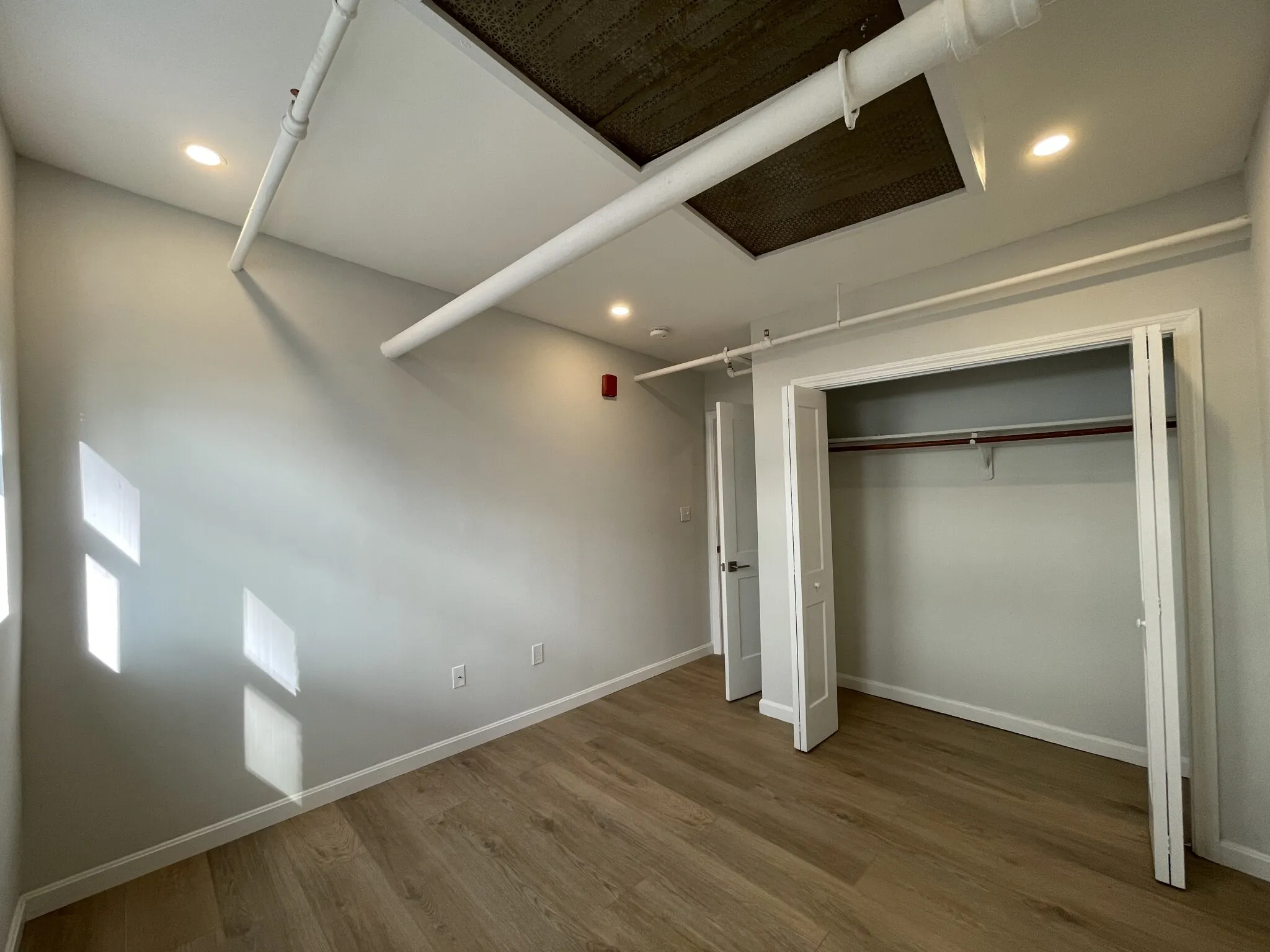 2 bed, 1 bath apartment for rent at 19 Peterborough Unit B, Fenway — photo 9 of 15