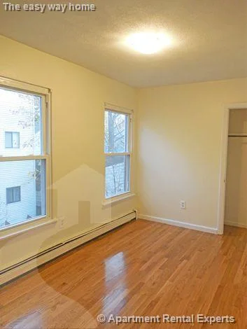 2 bed, 1 bath apartment for rent at 19 Pine St Unit 1, Central Square — photo 2 of 6