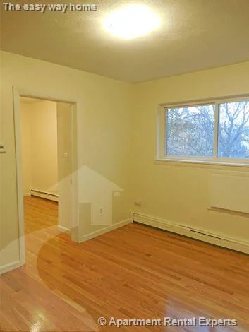 2 bed, 1 bath apartment for rent at 19 Pine St Unit 1, Central Square — photo 5 of 6
