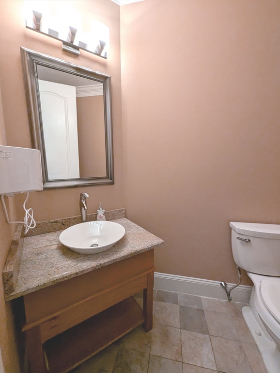 4 bed, 3 bath apartment for rent at 19 Plain St, Franklin — photo 13 of 32