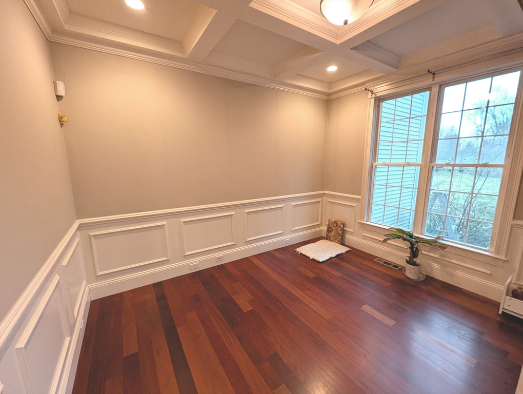4 bed, 3 bath apartment for rent at 19 Plain St, Franklin — photo 12 of 32