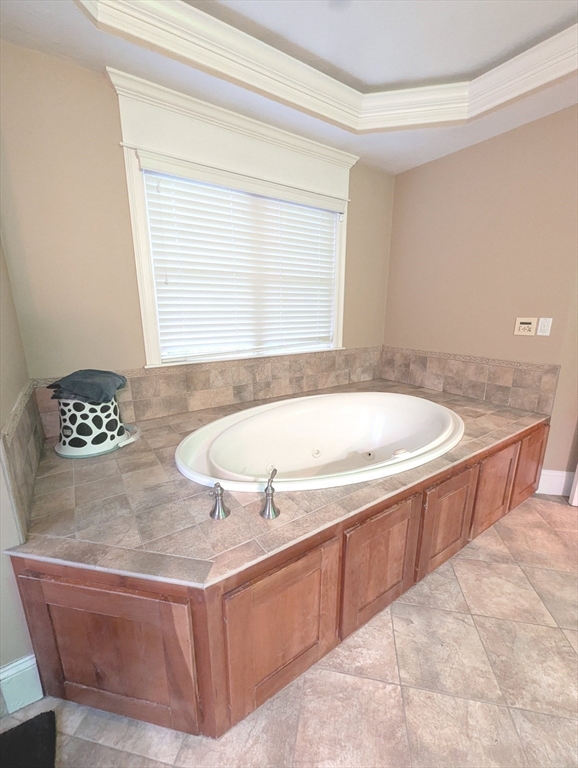 4 bed, 3 bath apartment for rent at 19 Plain St, Franklin — photo 20 of 32