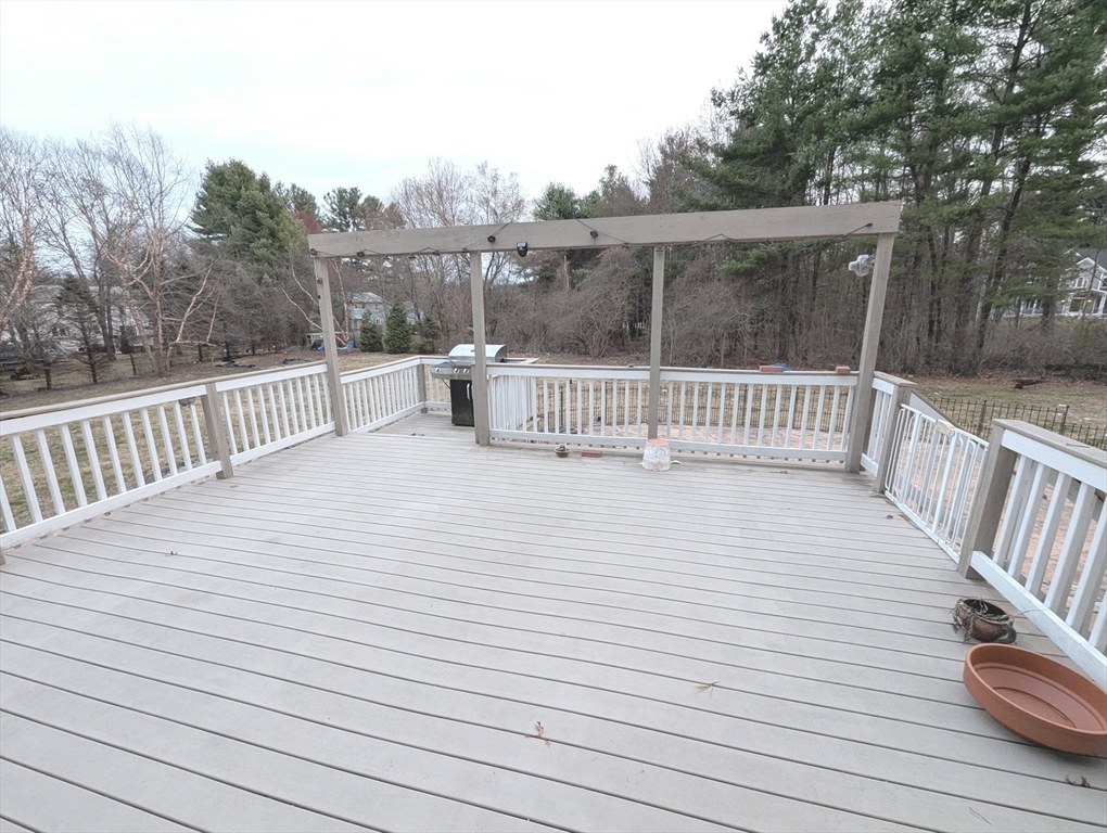 4 bed, 3 bath apartment for rent at 19 Plain St, Franklin — photo 7 of 32