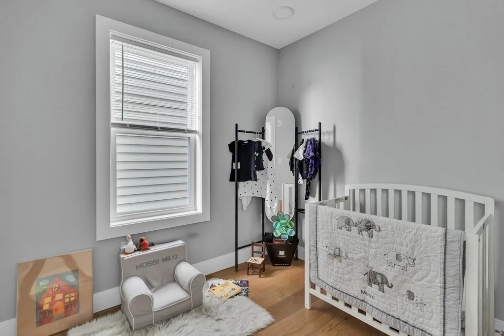 3 bed, 2 bath apartment for rent at 19 Plymouth St Unit 2, Wellington-Harrington — photo 10 of 27