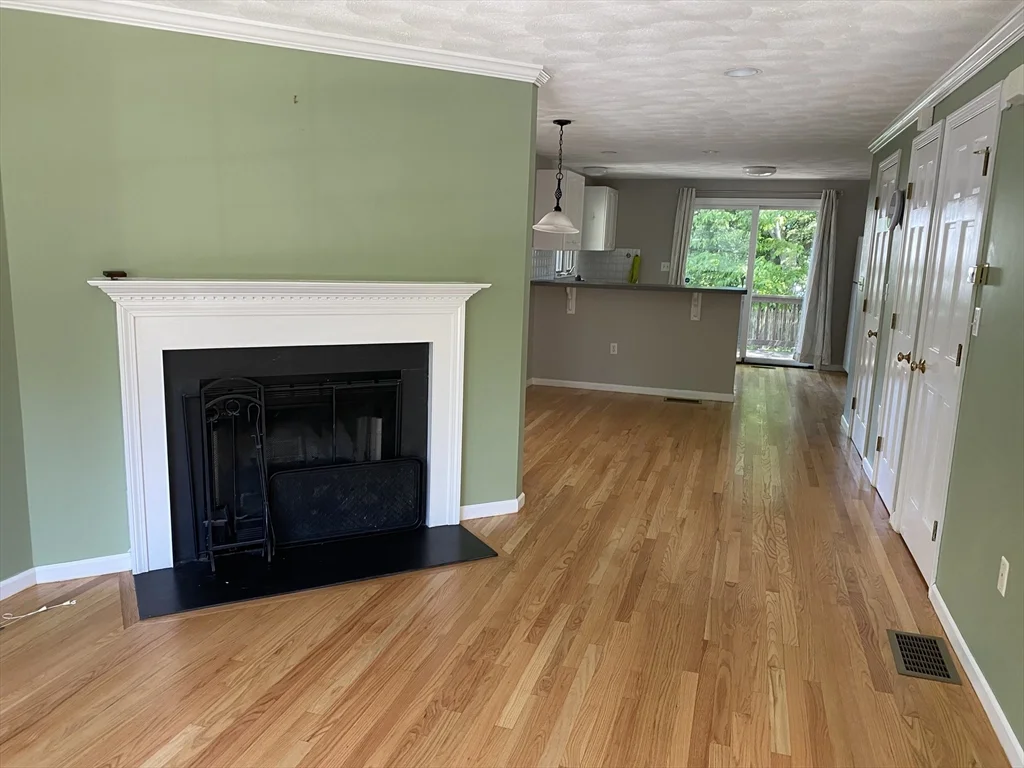 2 bed, 2 bath apartment for rent at 19 Prescott St Unit 19, Arlington — photo 14 of 15
