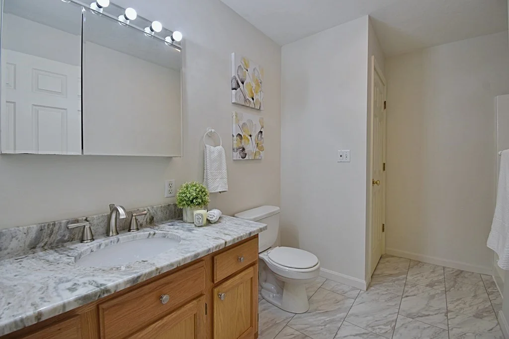 3 bed, 3 bath apartment for rent at 19 Ptarmigan Dr Unit 19, Shrewsbury — photo 22 of 42