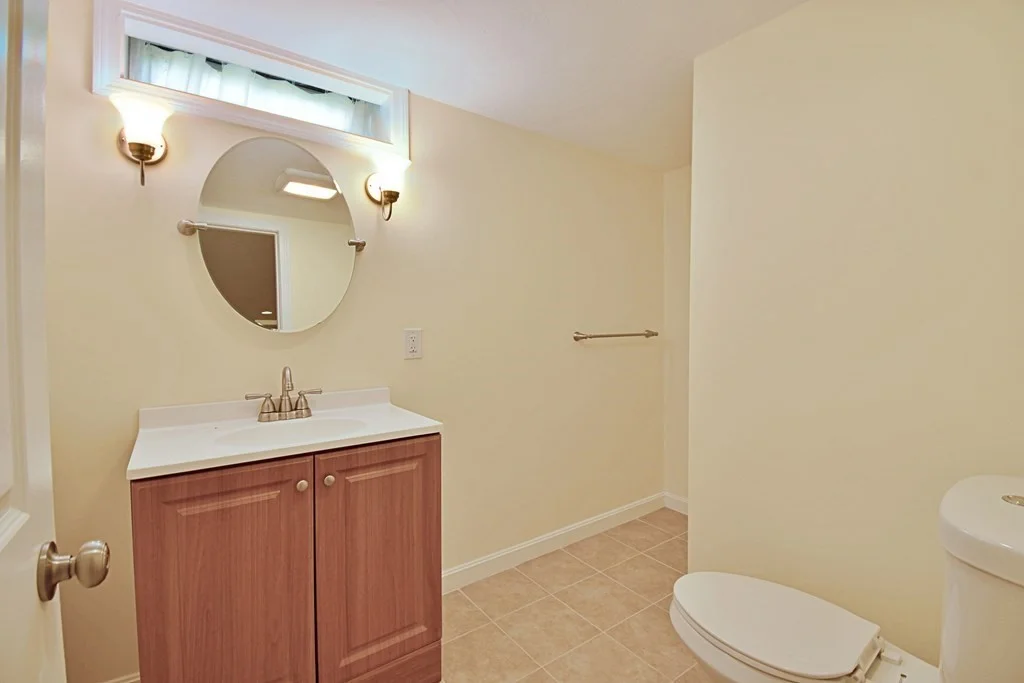 3 bed, 3 bath apartment for rent at 19 Ptarmigan Dr Unit 19, Shrewsbury — photo 34 of 42