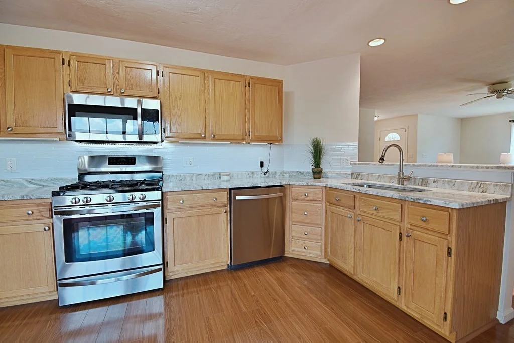 3 bed, 3 bath apartment for rent at 19 Ptarmigan Dr Unit 19, Shrewsbury — photo 17 of 42