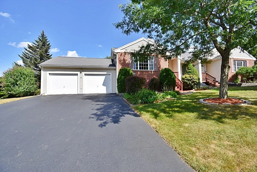 3 bed, 3 bath apartment for rent at 19 Ptarmigan Dr Unit 19, Shrewsbury