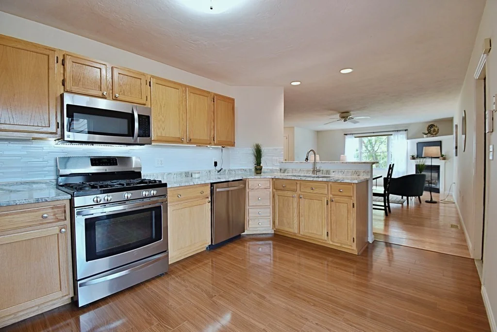 3 bed, 3 bath apartment for rent at 19 Ptarmigan Dr Unit 19, Shrewsbury — photo 14 of 42