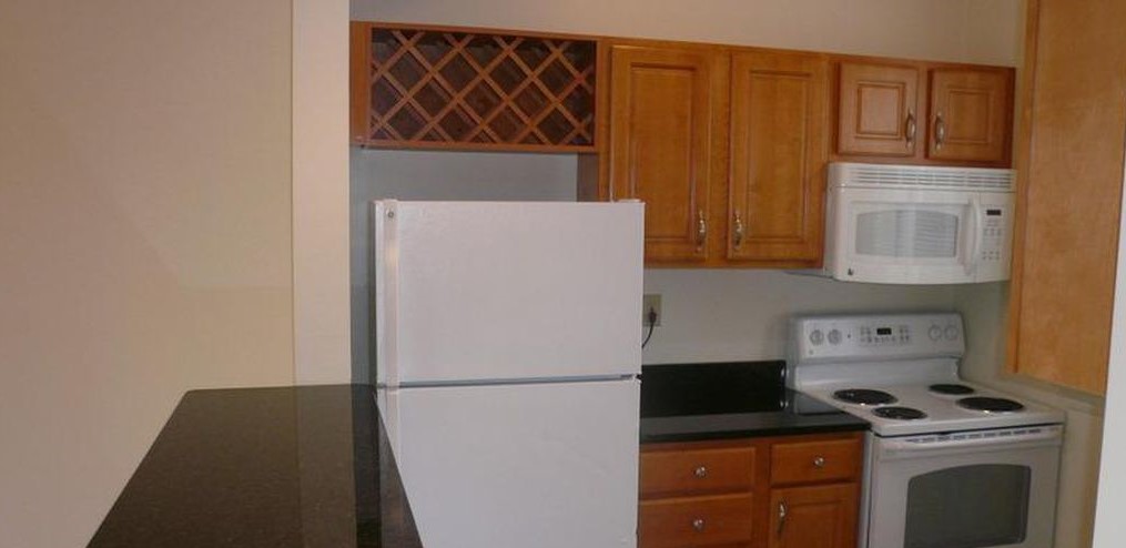 Studio bed, 1 bath apartment for rent at 19 Queensberry St Unit 26, Fenway