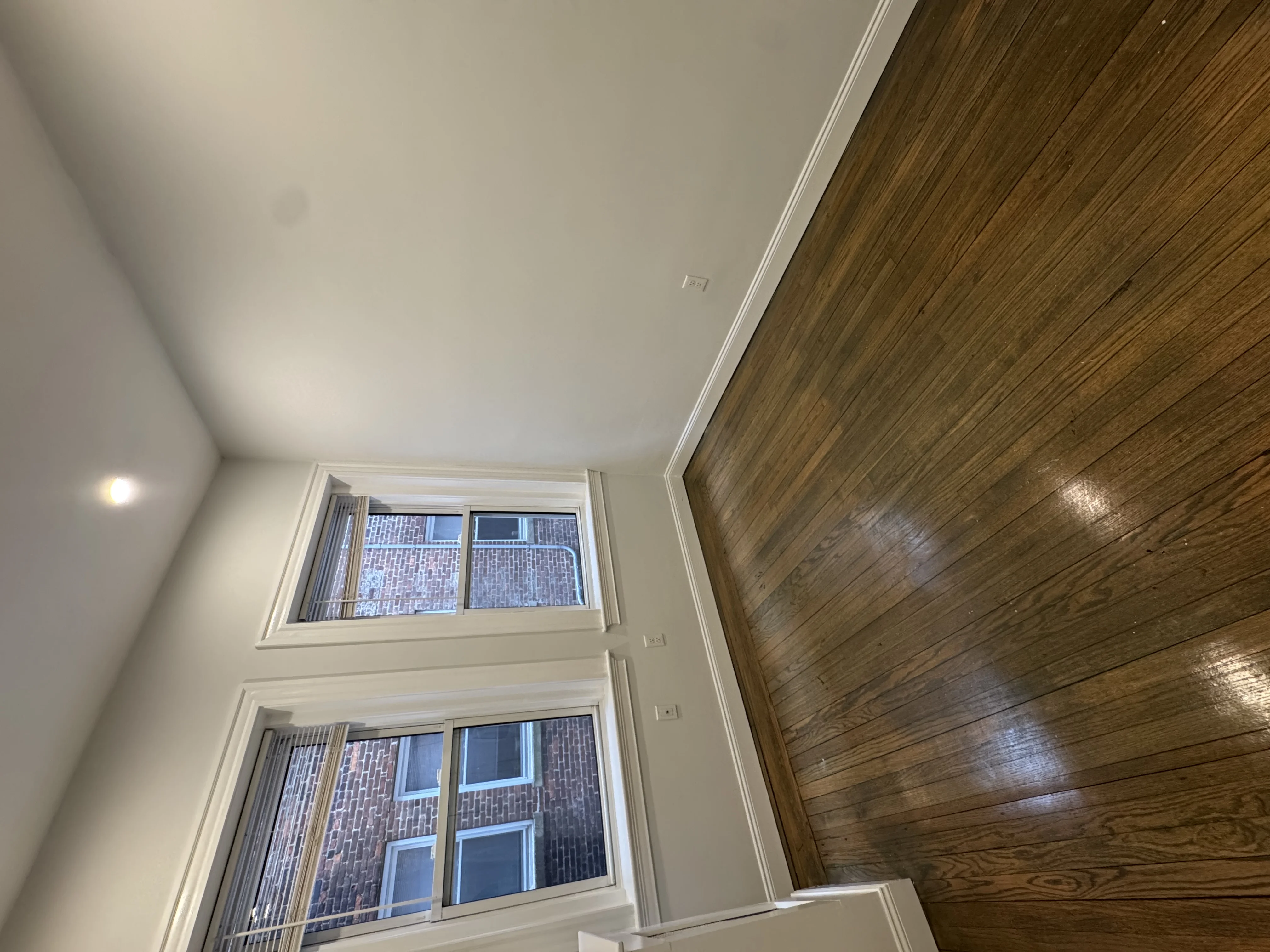1 bed, 1 bath apartment for rent at 19 Queensberry St Unit 4, Fenway — photo 8 of 12