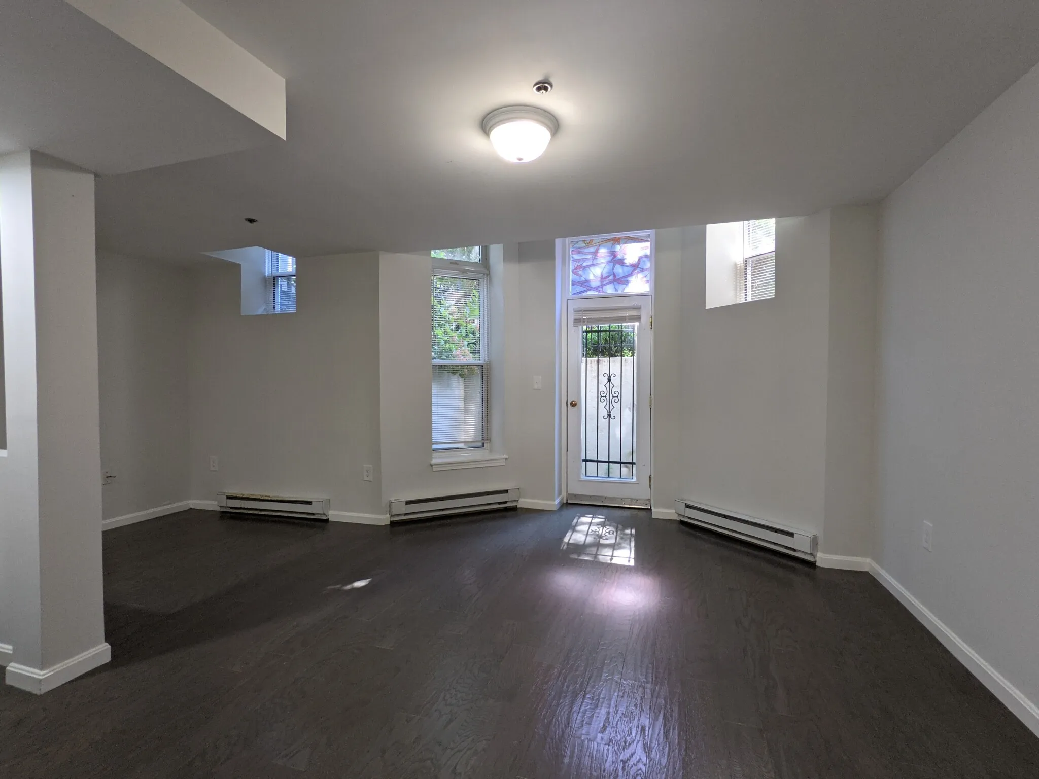 1 bed, 1 bath apartment for rent at 19 Queensberry St Unit B, Fenway — photo 3 of 13
