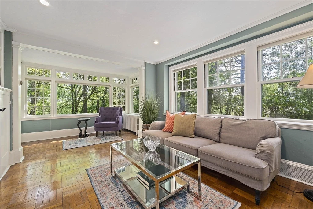 5 bed, 3 bath apartment for rent at 19 Ridge Rd, Newton — photo 11 of 32