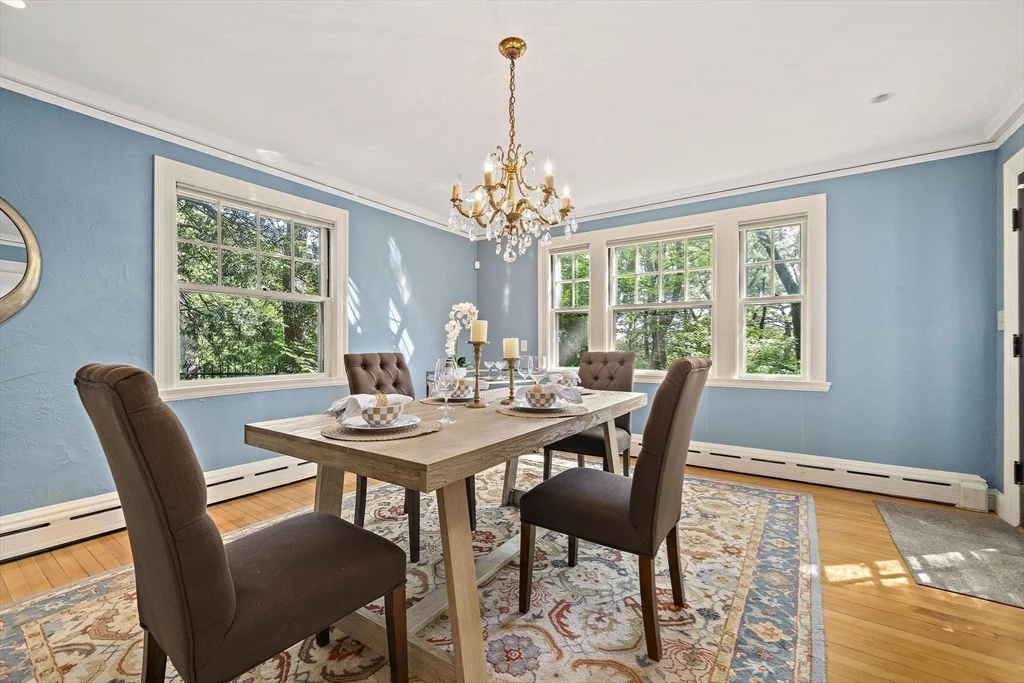 5 bed, 3 bath apartment for rent at 19 Ridge Rd, Newton — photo 9 of 32