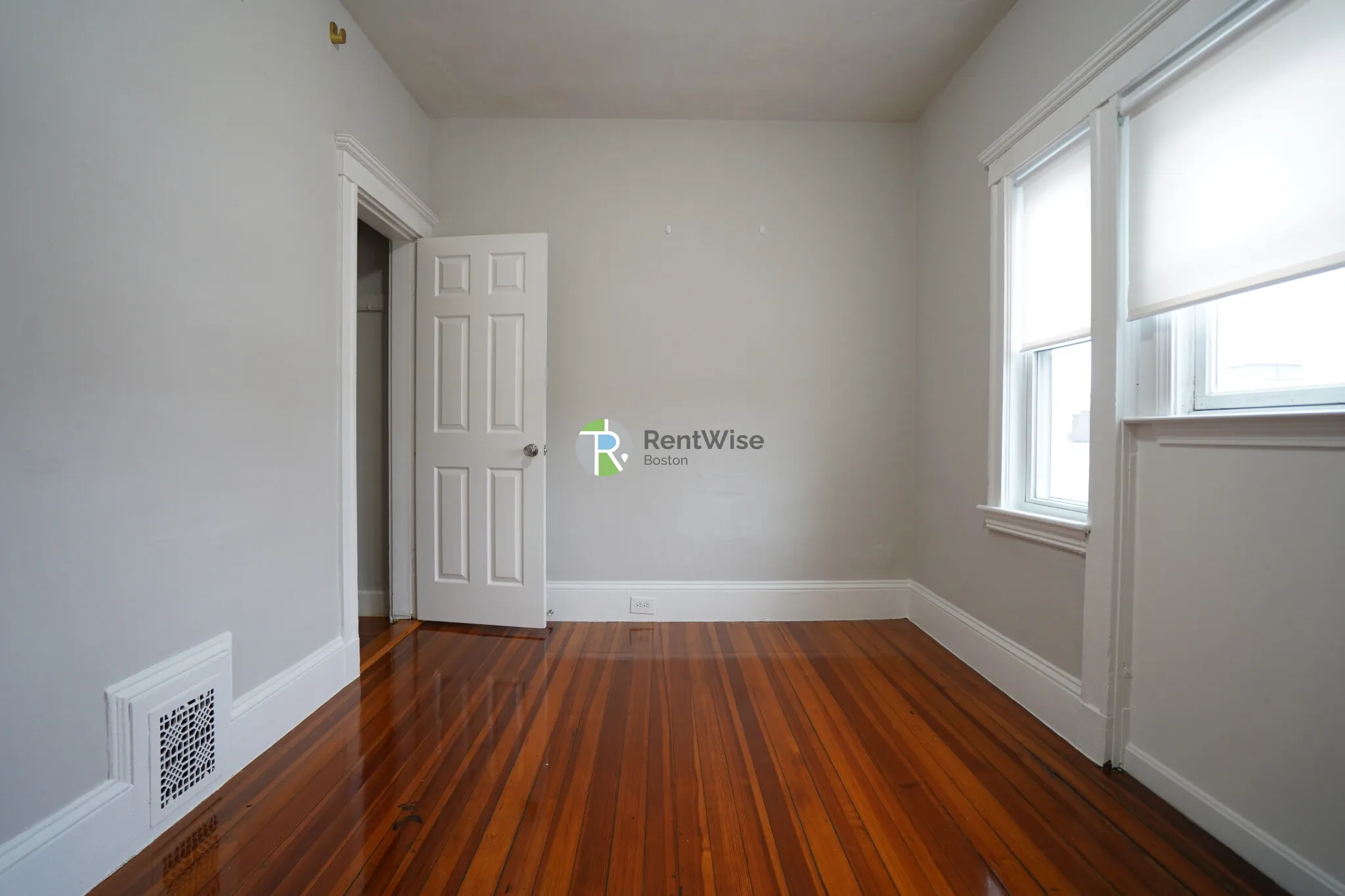 4 bed, 2 bath apartment for rent at 19 Roseclair St Unit 3, Dorchester — photo 5 of 22