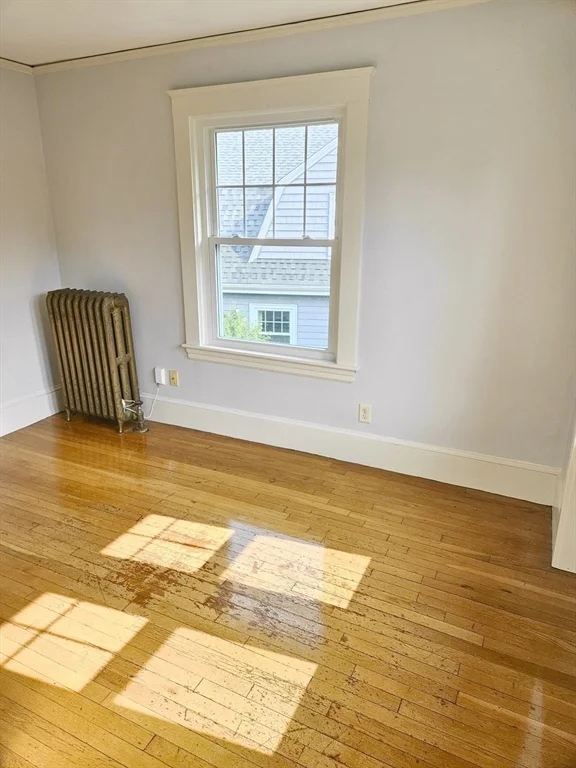 3 bed, 1 bath apartment for rent at 19 Rowe St Unit 2, Auburndale — photo 6 of 21