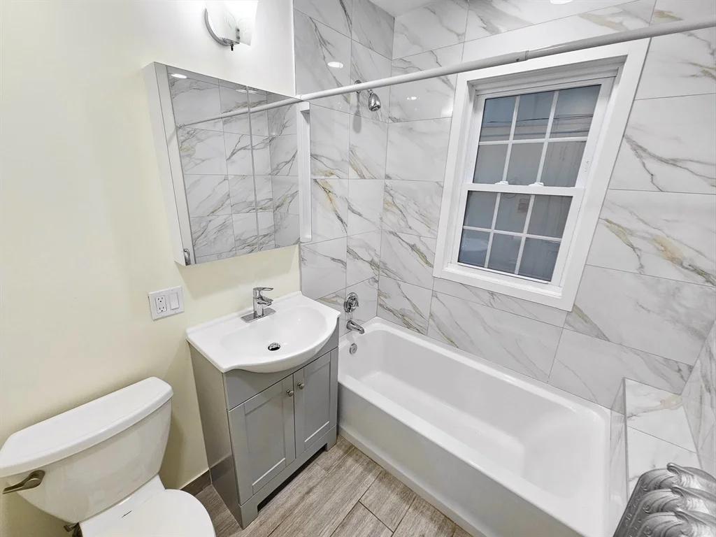 3 bed, 1 bath apartment for rent at 19 Rowe St Unit 2, Auburndale — photo 15 of 21