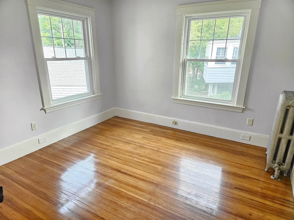 3 bed, 1 bath apartment for rent at 19 Rowe St Unit 2, Auburndale — photo 13 of 21