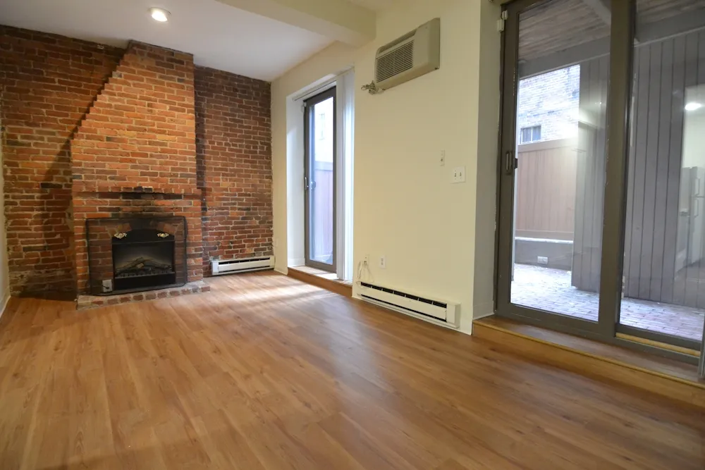 1 bed, 1 bath apartment for rent at 19 Saint Germain St Unit 1, Back Bay — photo 1 of 12