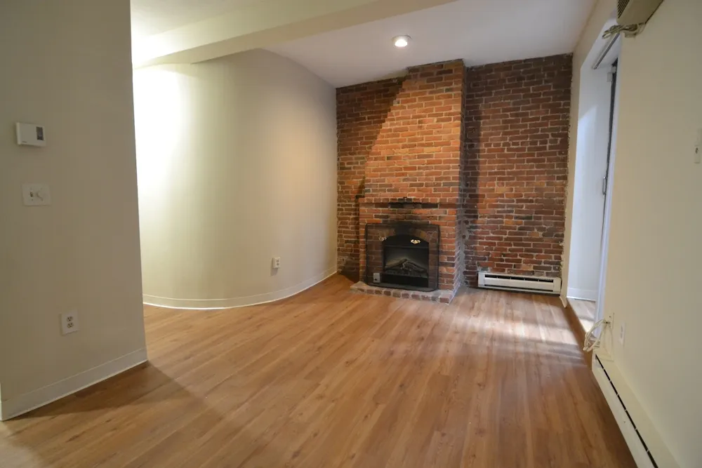 1 bed, 1 bath apartment for rent at 19 Saint Germain St Unit 1, Back Bay — photo 2 of 12