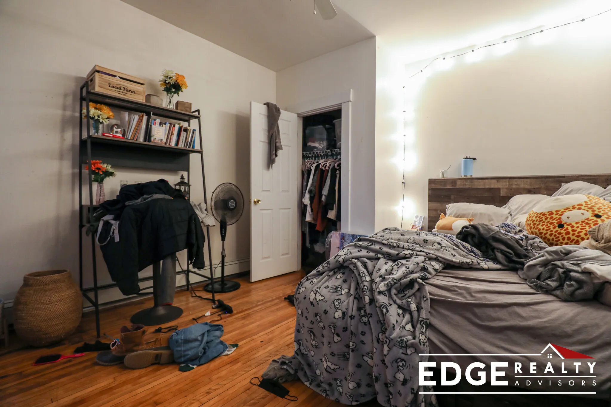 4 bed, 1 bath apartment for rent at 19 Saint Lukes Rd Unit 2, Brighton — photo 6 of 7